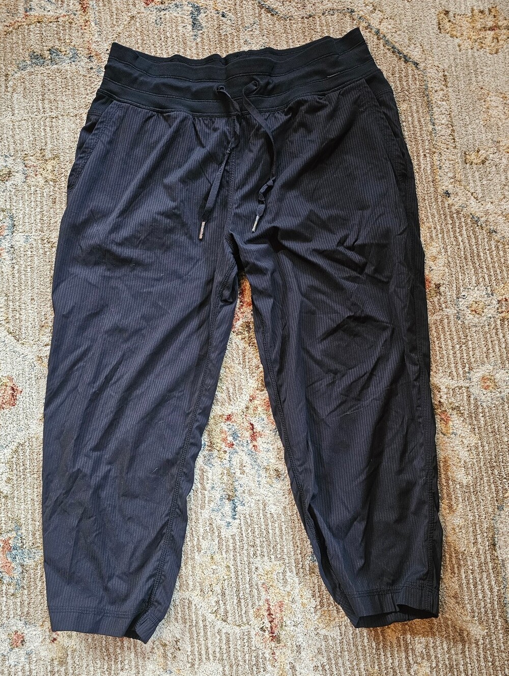 Lululemon Pinstriped Cropped Joggers Sz 8 With 19" Inseam,good Condition!